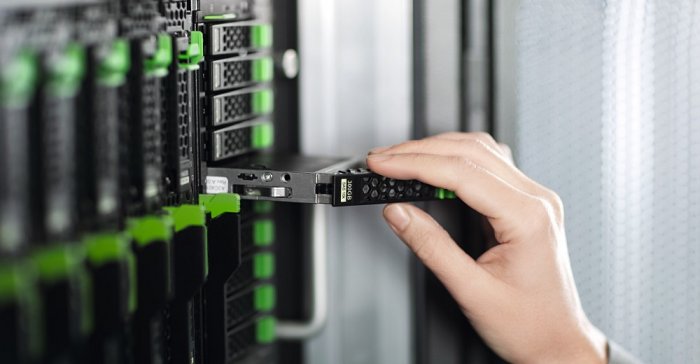 Обслуживание серверных и информационных систем систем